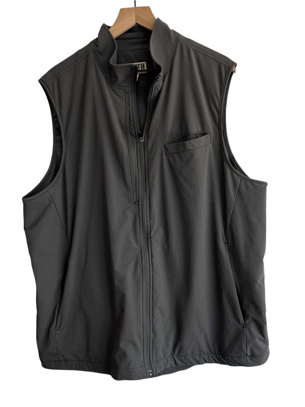Duluth Trading Co Mens Vest XL Gray Jet Equity Travel‎ Pockets Water Resistant